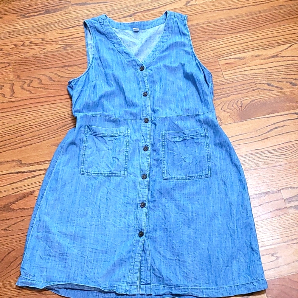 Chambray Button Up Jumper